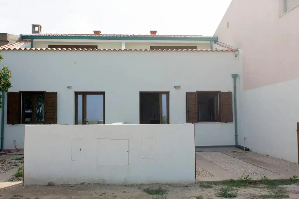 Sunshine Luxury Seafront House - sarena scoada