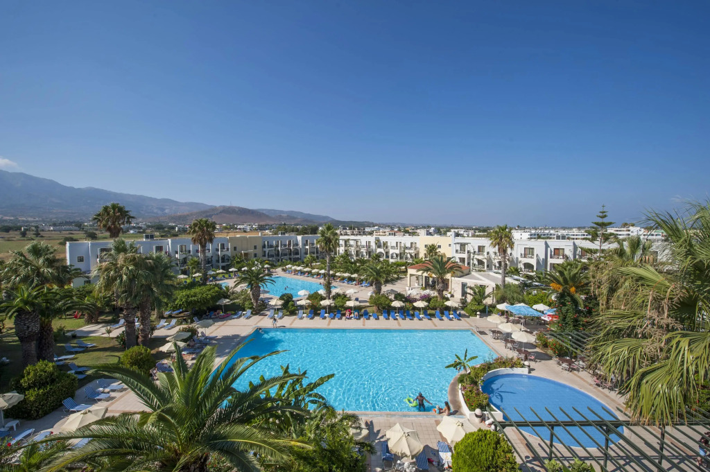 Tigaki Beach Hotel