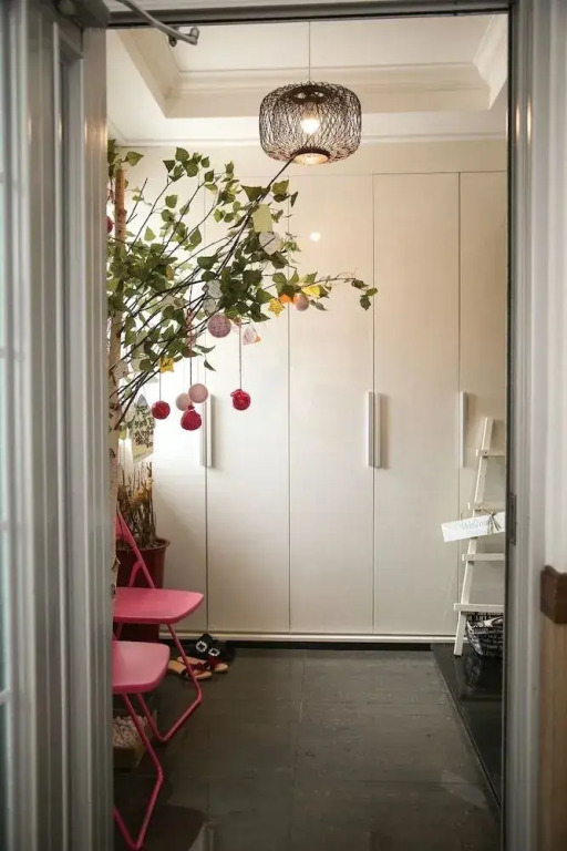 The Wind Blows Guesthouse - Hostel, Caters to Women
