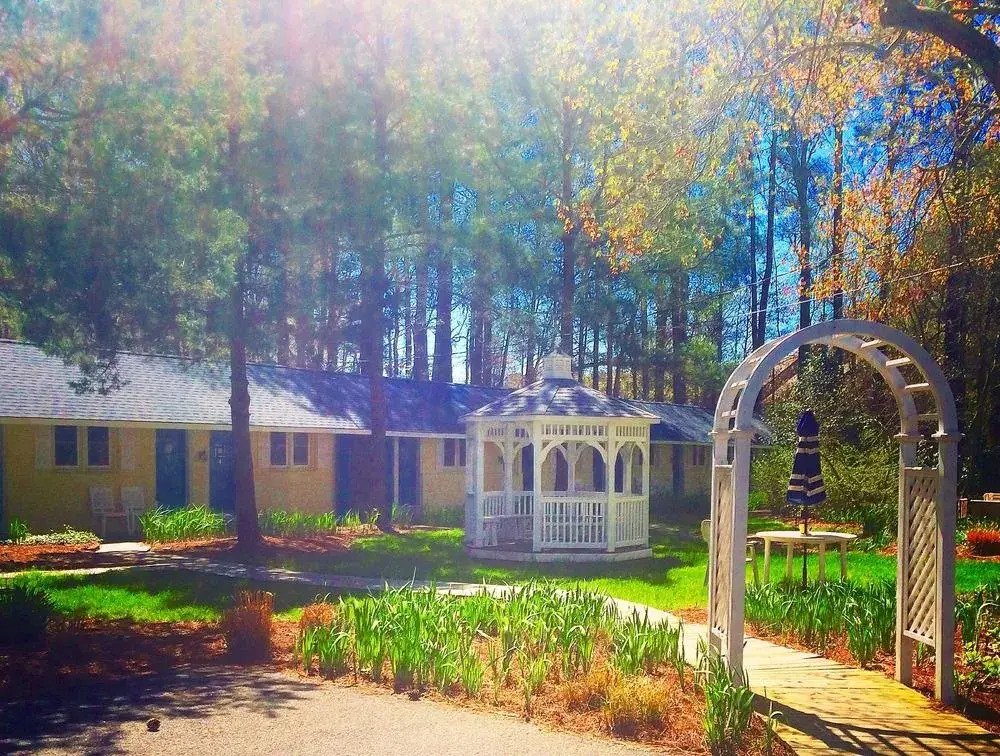 Meris Gardens Bethany