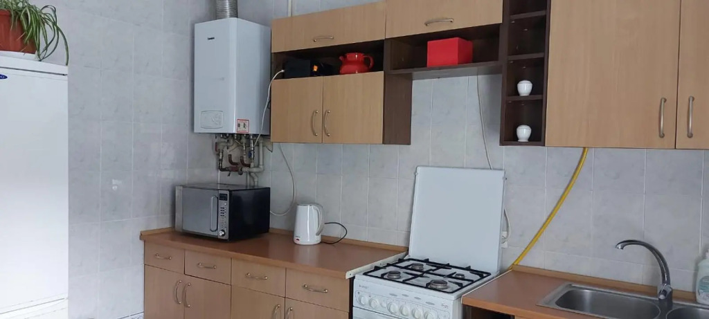 2 Bedroom apartment on Tomashivskogo Street 7