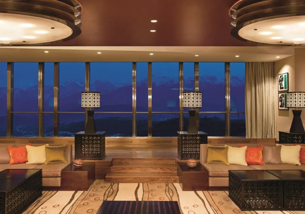 Отель Ritz-Carlton Алма-Ата