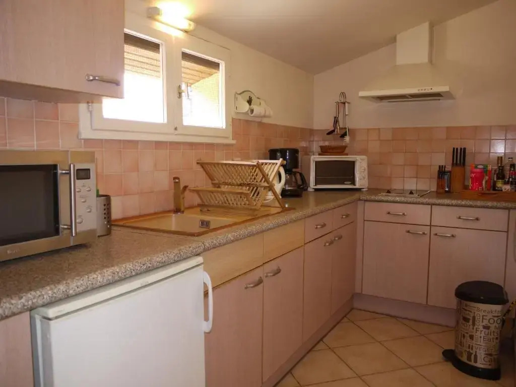 Studio 6 - a Quiet And Spacious Studio Flat in the Old Town