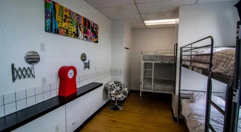 Wicked Hostels - Calgary