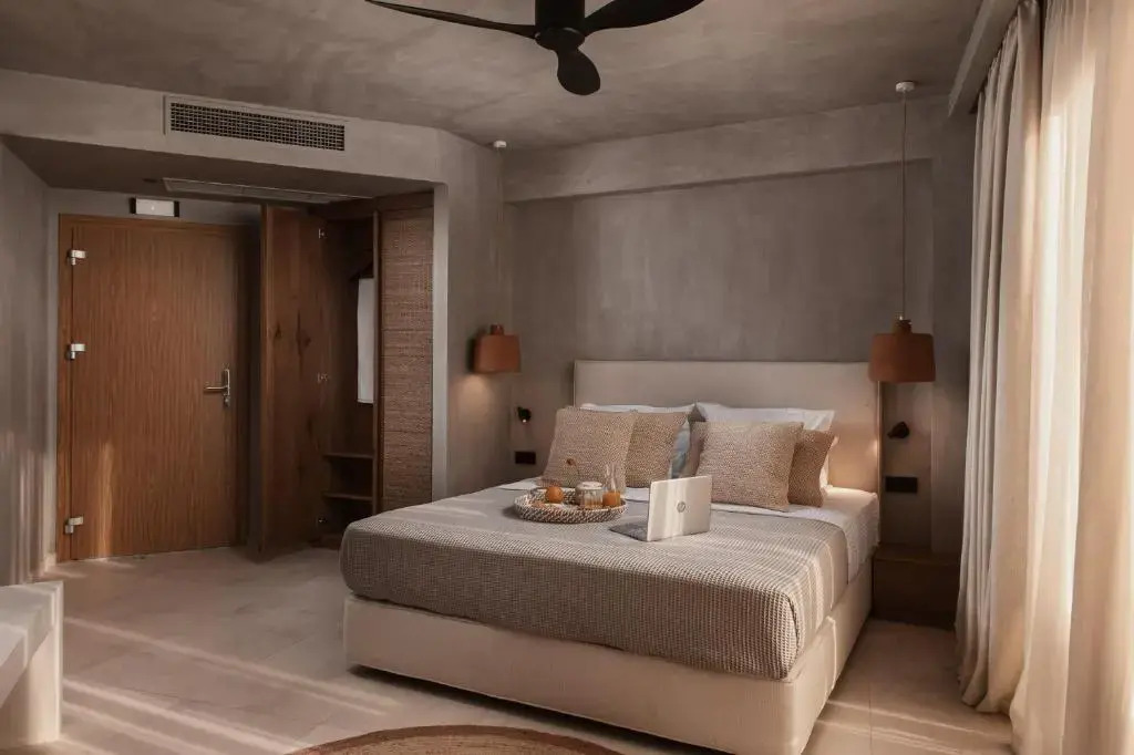 Myra Hotel