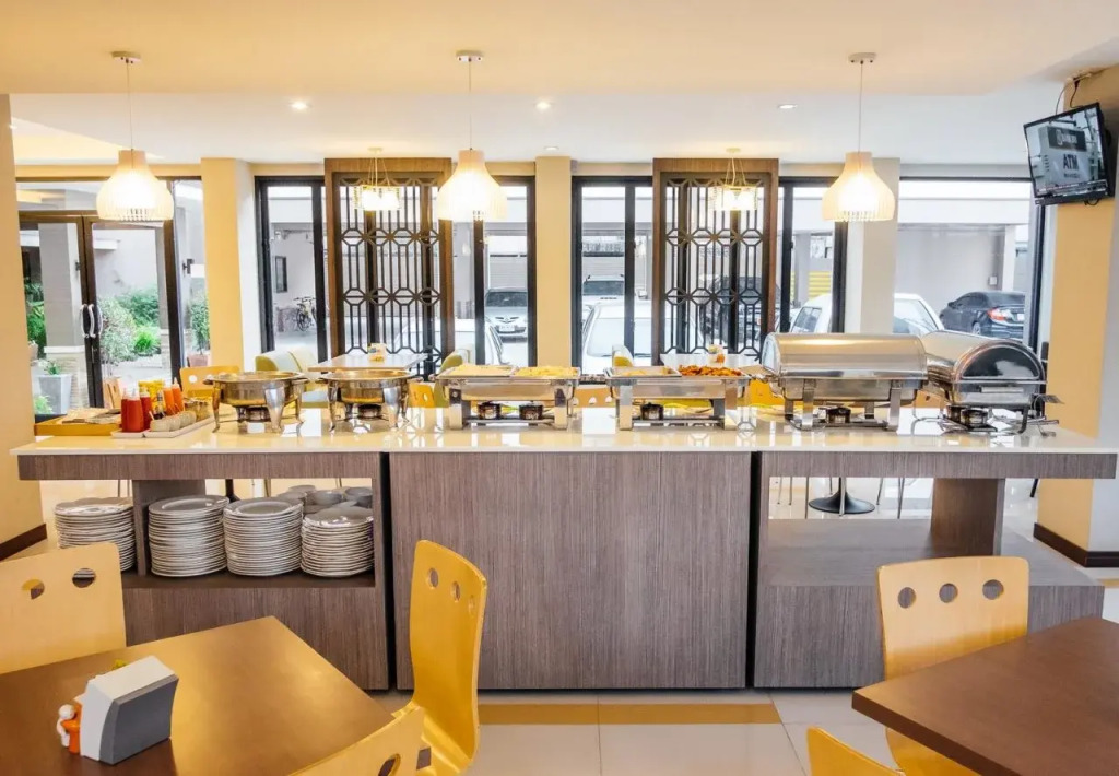 De Hug Hotel & Residence