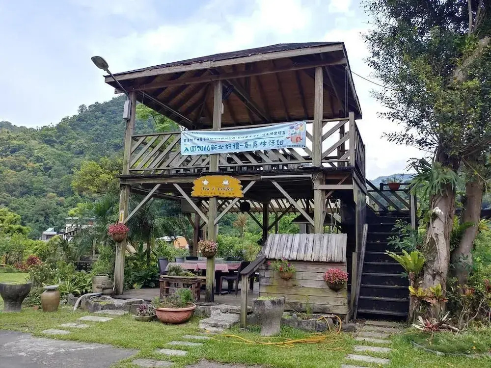 Lohas Gallery Long Stay Hostel