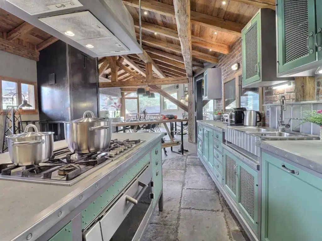 Appartement Morzine, 7 pièces, 11 personnes - FR-1-627-12