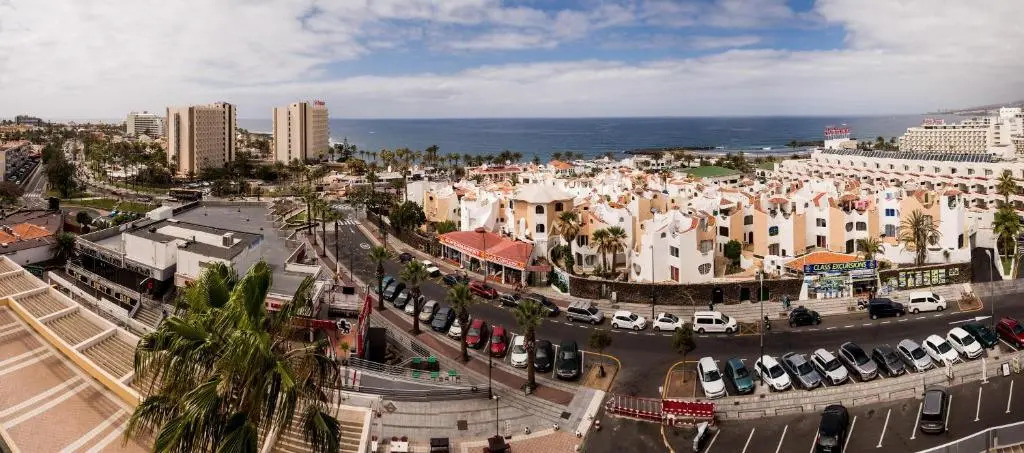 Apartment in the Center of las Americas La/56