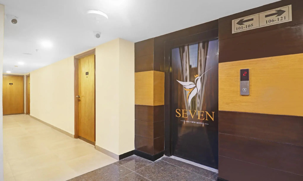 Treebo Premium Seven Lake View