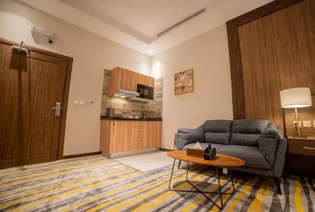 DiYar Home Hotel