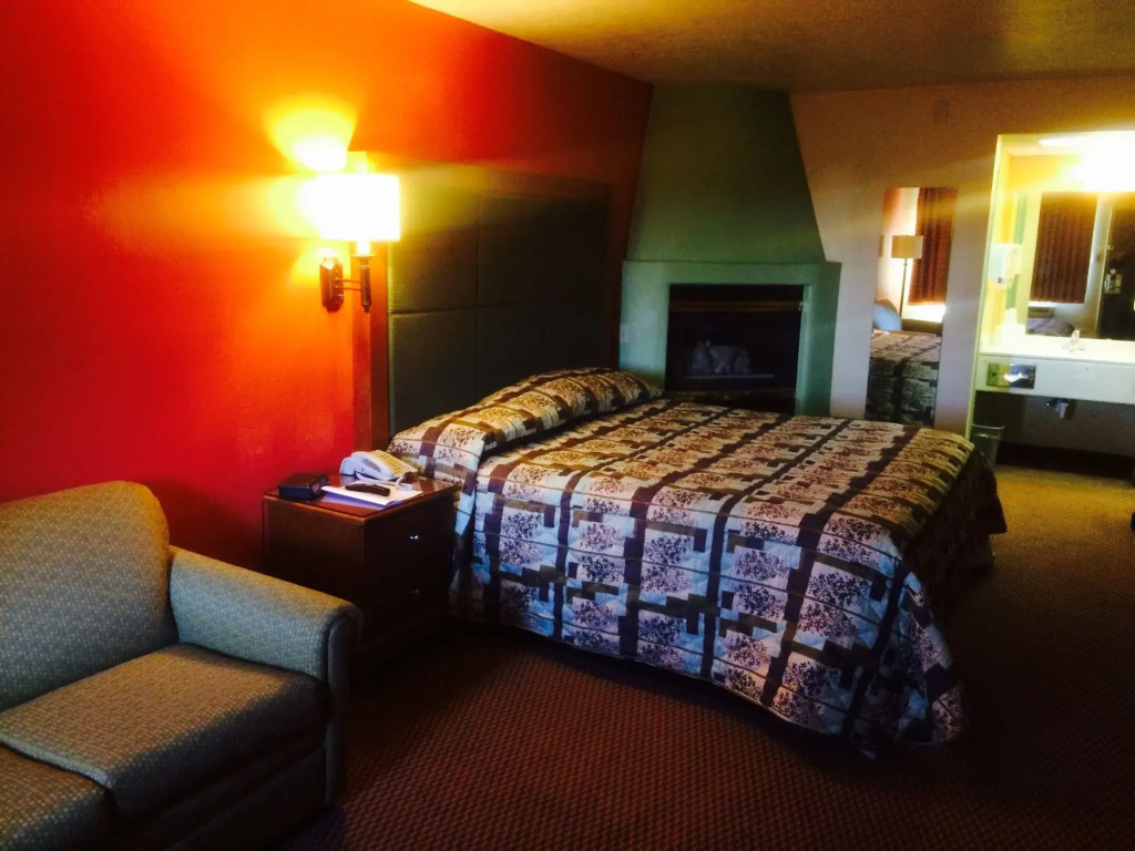 Taos Valley Lodge