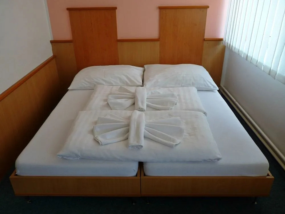 Garni G Hotel Žilina
