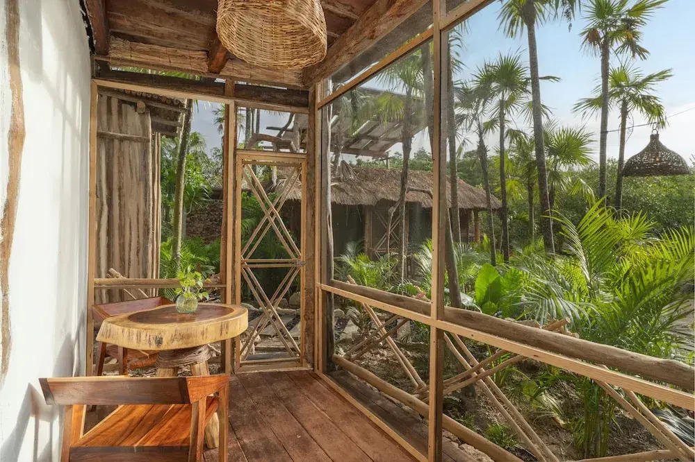 Yaxchen Tulum Cabañas & Cenote