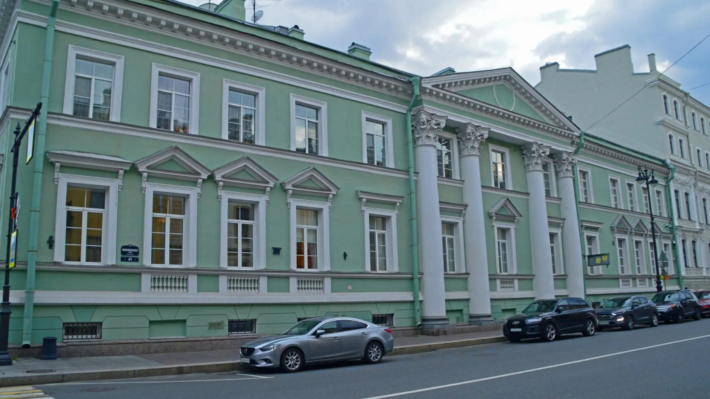 Двухуровневые апартаменты в стиле лофт