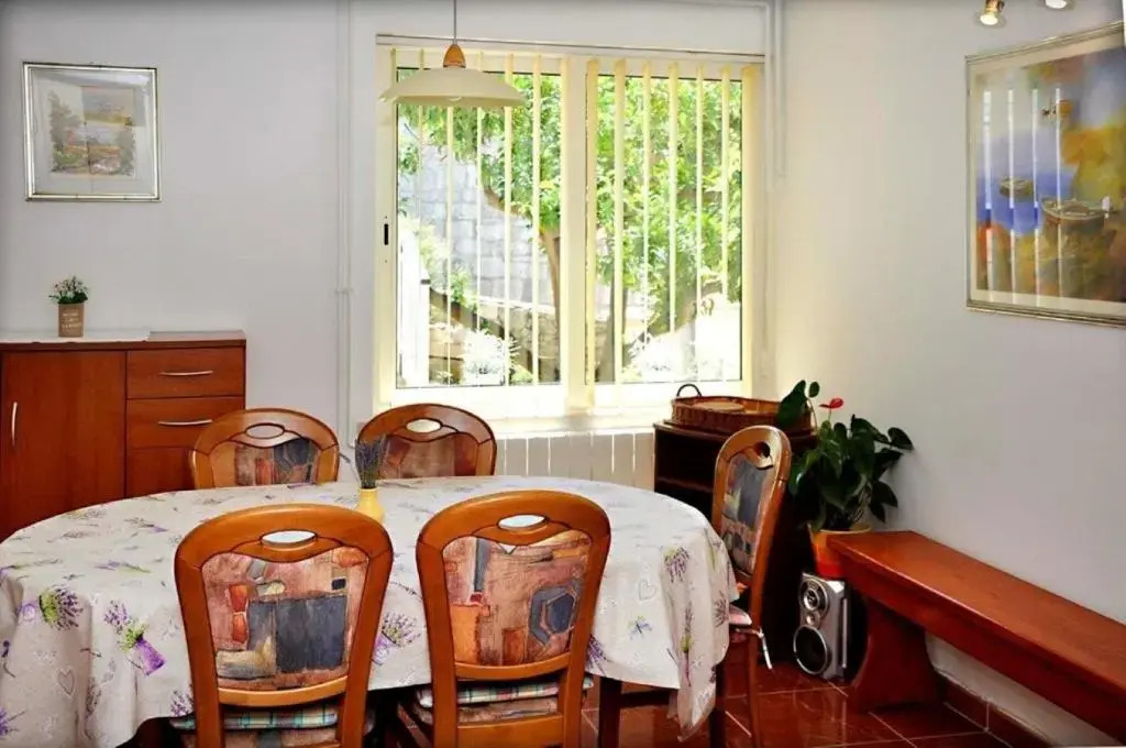 Holiday home Linda2 - 20m from the sea