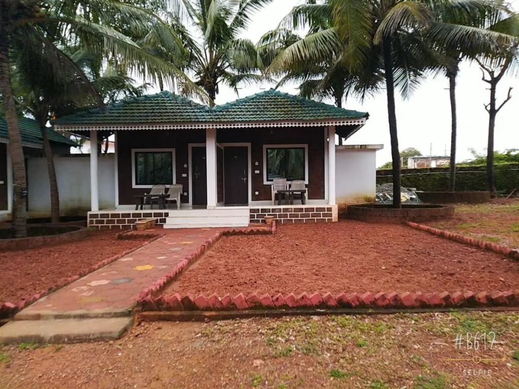 Coconut Tree Resort