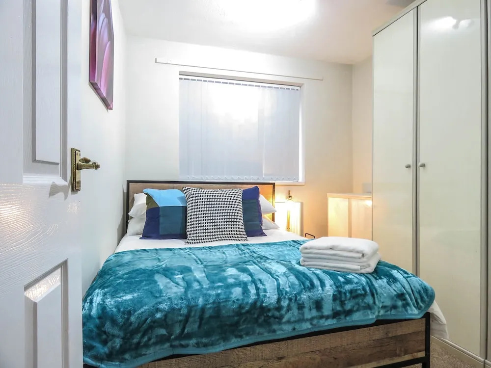 Tudors eSuites Four Bedroom House