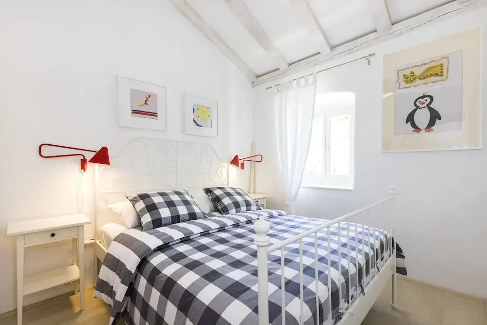 House Encanto - Old Town Retreat
