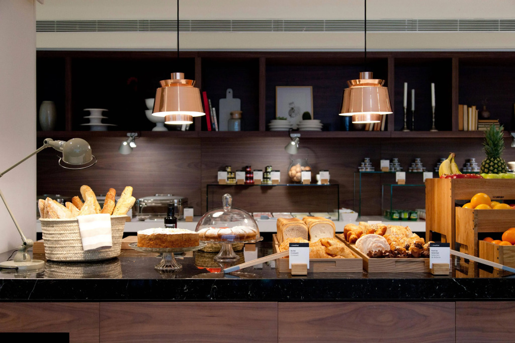 Alexandra Barcelona Hotel, Curio Collection by Hilton
