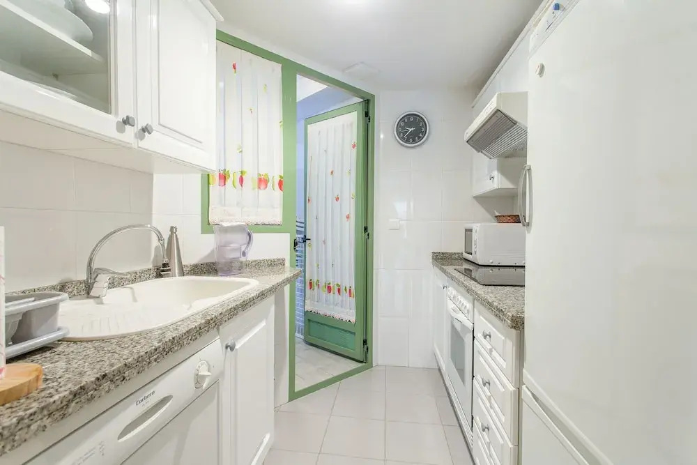 Valencia Flat Rental - Patacona Beach 7