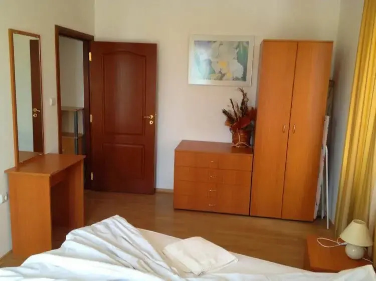 Nicol Apartment in Hermes Complex