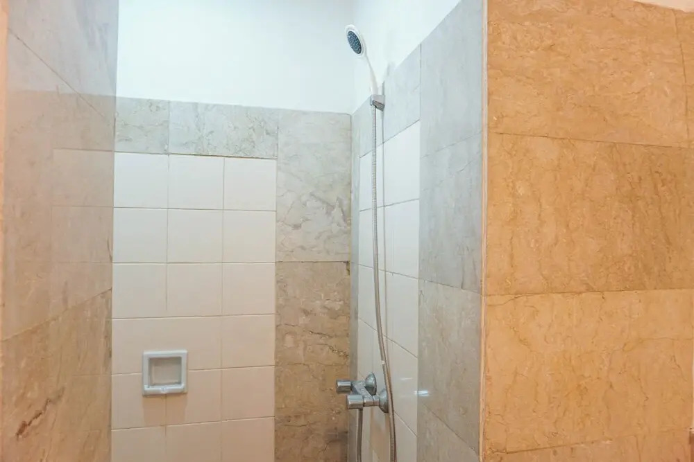 Spacious and Elegant 2BR @ Kedoya Elok Apartment