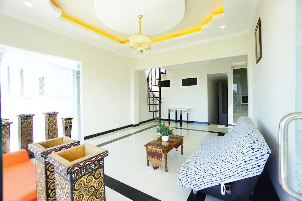 Felizcha House by Oyo Rooms