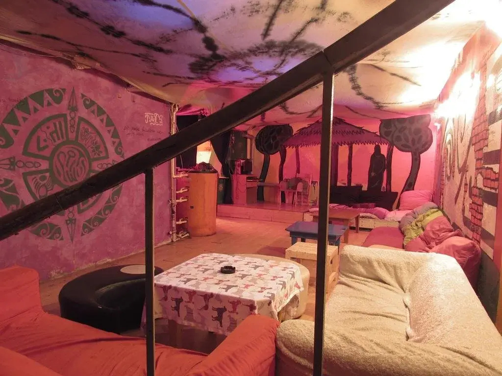 Neverland Hostel
