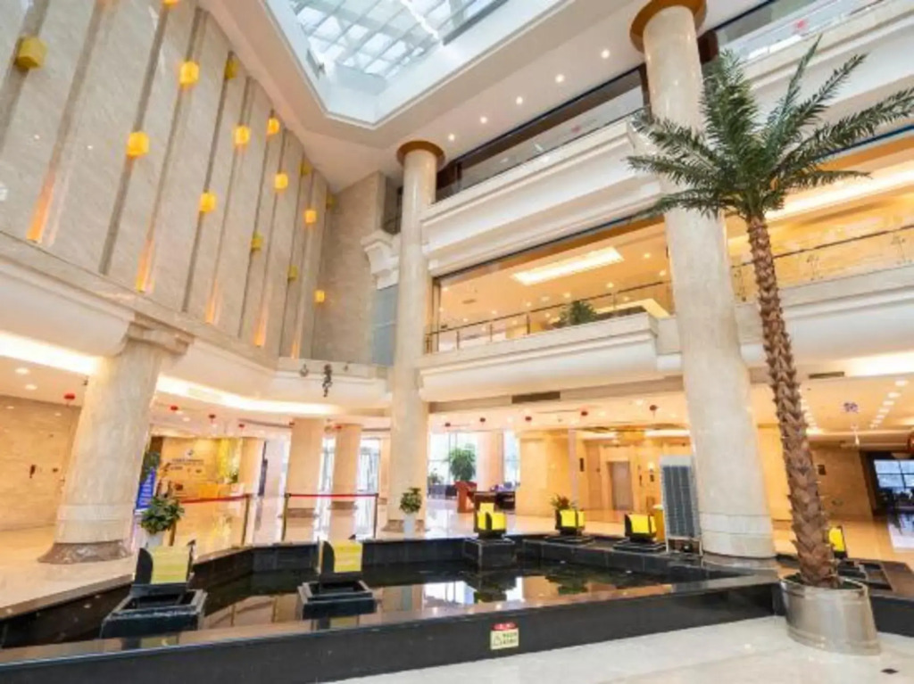 Zhenghe International Hotel