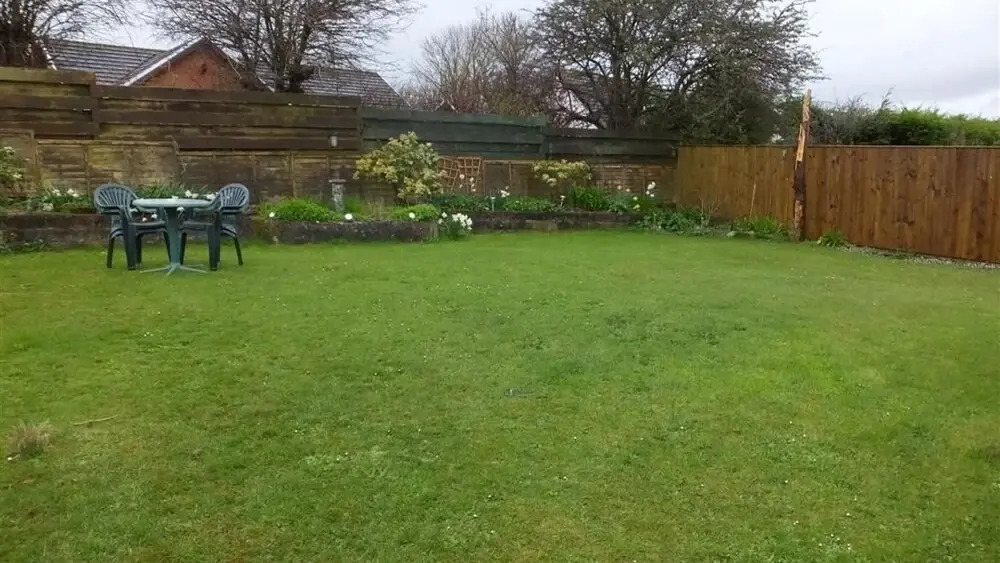 Hoyles Close 14