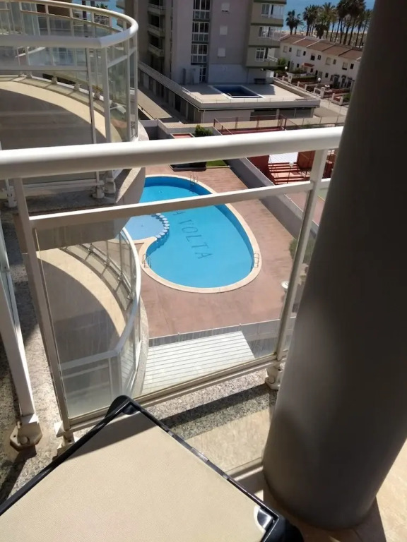 Agora Apartamentos La Volta II