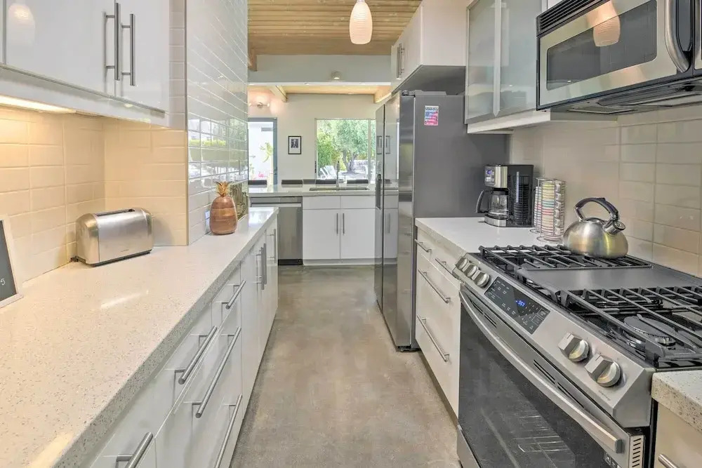 Palm Springs Home w/ Private Pool & Hot Tub!