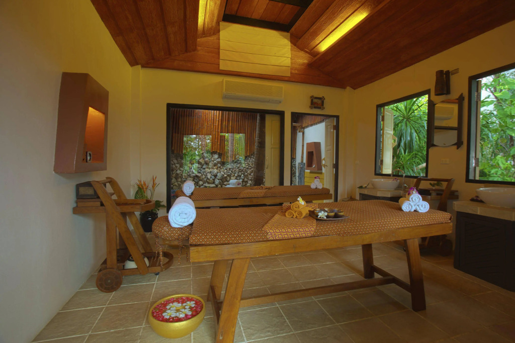 Chaba Cabana Beach Resort