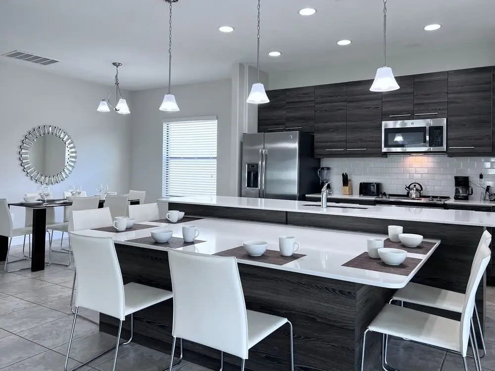 Balmoral Resort-140aa 5 Bedroom Home by RedAwning