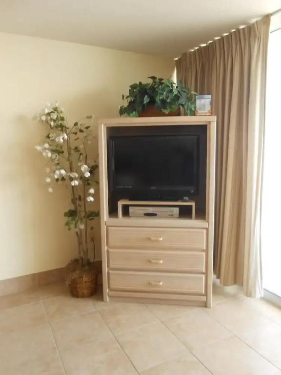 1403 Waters Edge Resort 1 Bedroom Condo