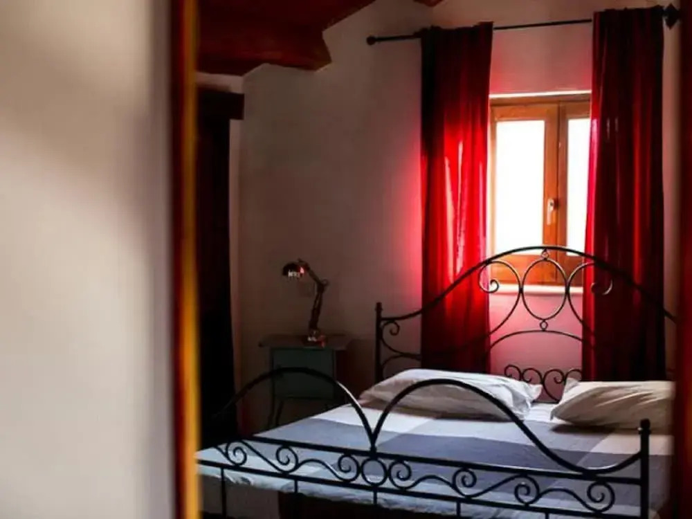 Serene Apartment in Ascoli Piceno with Hot Tub