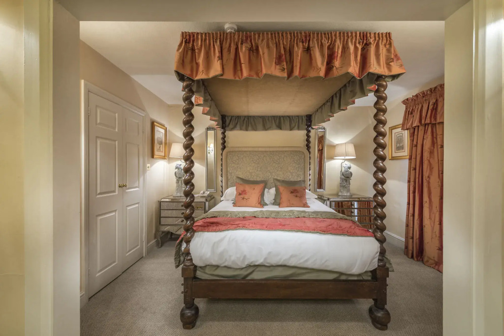 The Talbot Hotel, Oundle , Near Peterborough - The Coaching Inn Group