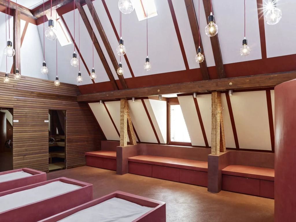 Alma Hotel - Boutique hideaway by the lake with rooftop and ladies-only wellness