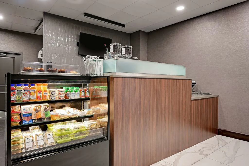 DoubleTree by Hilton Denver International Airport, CO