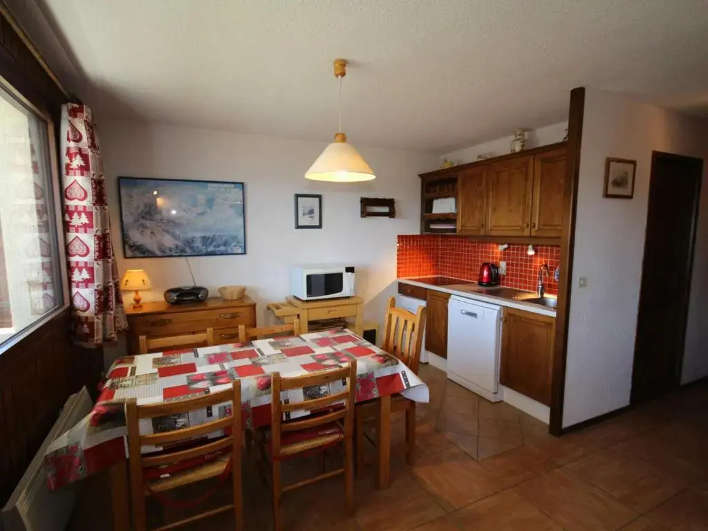 Appartement Hauteluce, 1 pièce, 5 personnes - FR-1-293-141