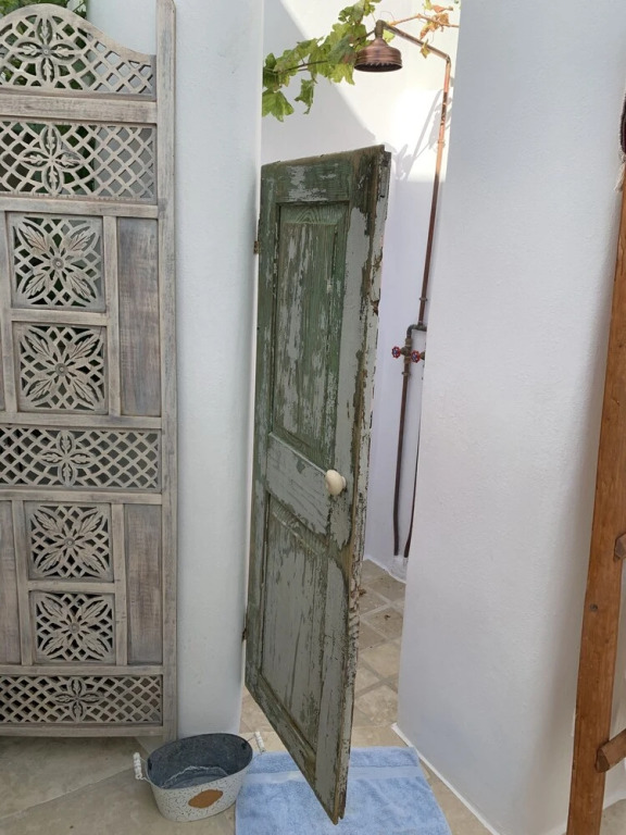 3-bed House 10 Mins Walk to the Beach in Naousa