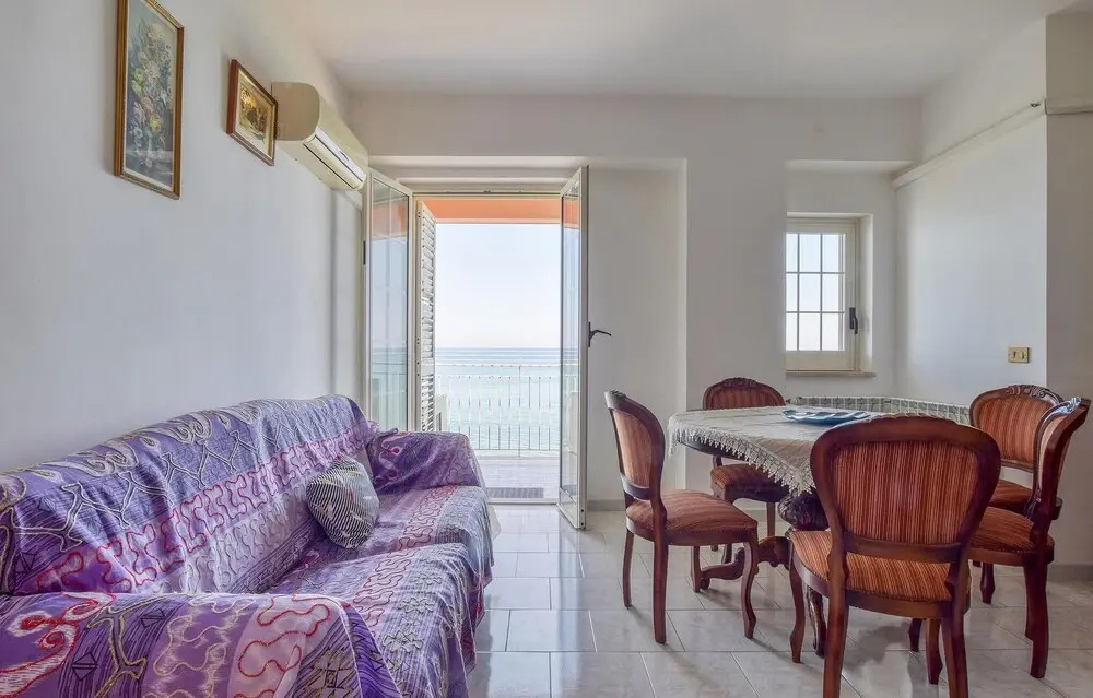Beautiful Apartment in Marina di Caronia With 1 Bedrooms
