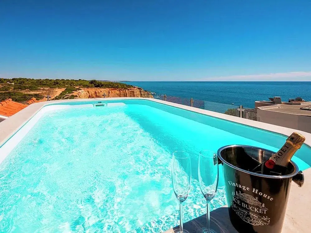 Stylish & Modern Carvoeiro Villa 2 Bedrooms Villa Benagil Stunning Views