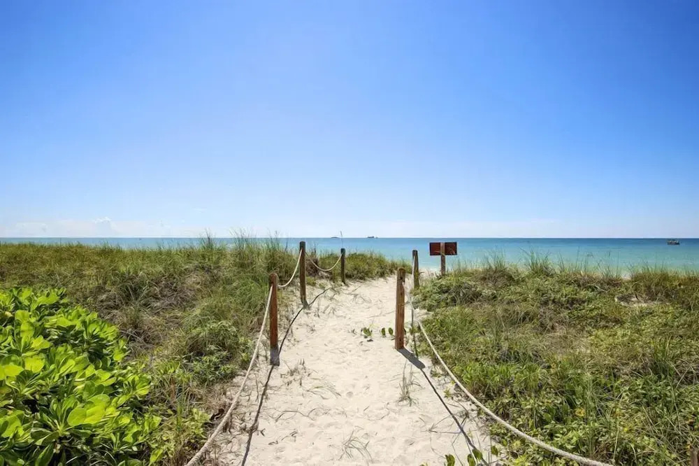 South Seas Beach House 22