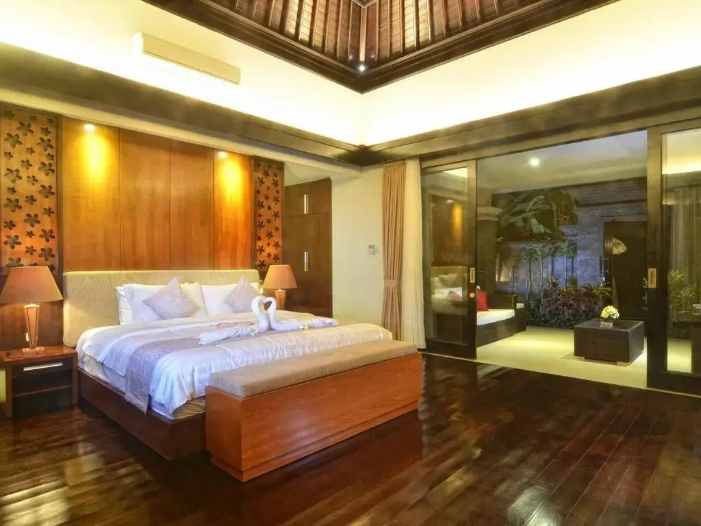 Kori Maharani Villas - Lagoon Pool Access 1