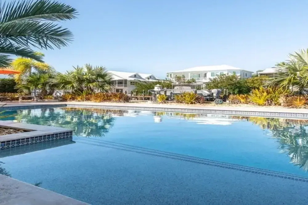 Exceptional Venetian Shores Home With Pool, Dock And Boat Lift. 4 Bedroom Home