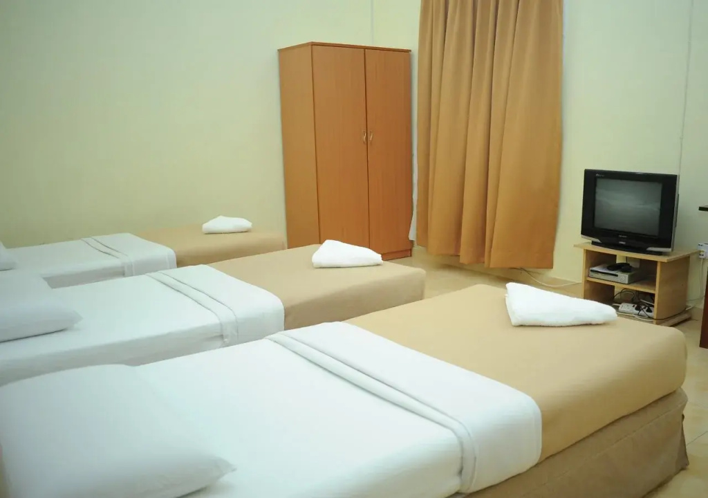 ANGGERIK IMPIAN HOTEL -Best for Travellers at Kuala Berang
