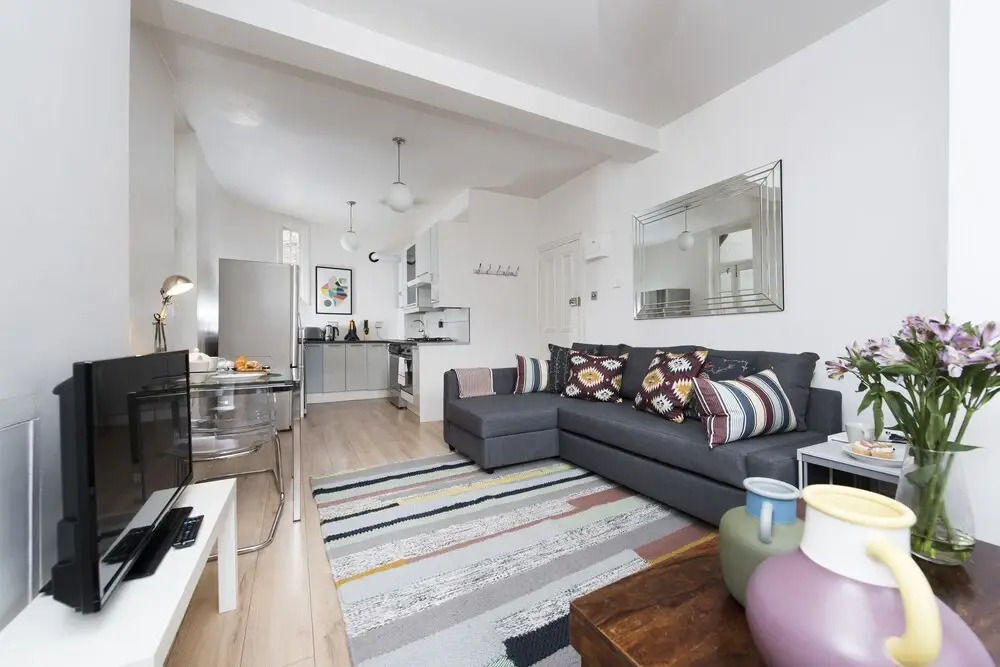 Stunning 1BR Kings Cross Flat!