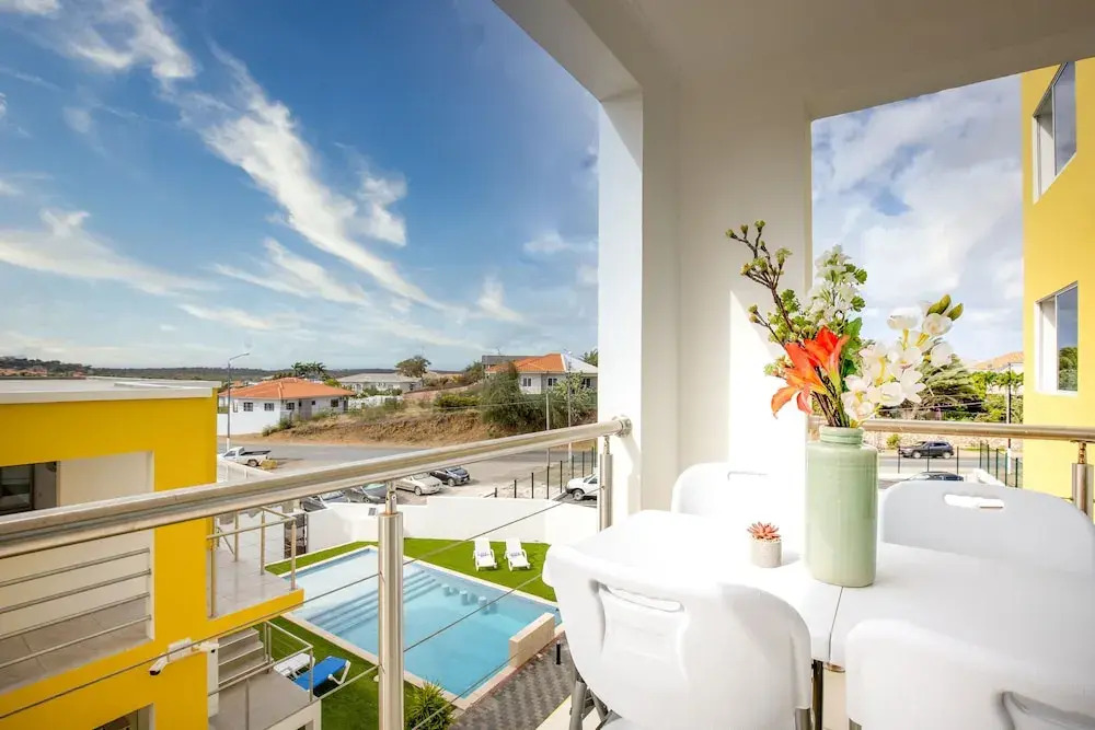 Luxury 2BR Apartment With Pool - Great Location